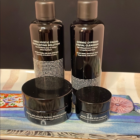 Twentynine Palms 4 Piece  Skincare Essential Bundle - Picture 2 of 6